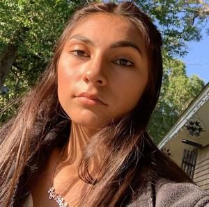 Meet your Posher, Ashleigh